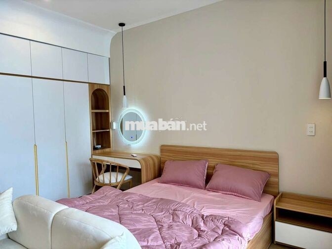 CĂN HỘ QUẬN 10 BAN CÔNG LỚN, FULL NỘI THẤT, MÁY GIẶT RIÊNG