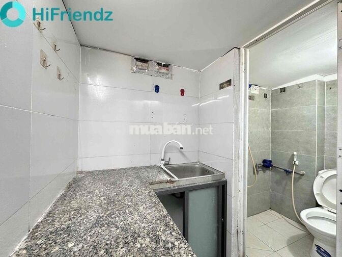NGÃ TƯ 4 XÃ-PHÒNG CÓ GÁC RỘNG RÃI NGAY PHAN ANH, BTĐ- CỬA SỔ HÀNH LANG