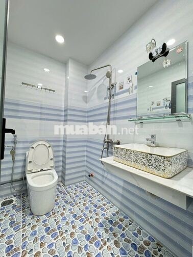 Căn hộ ban công, gần Bà Chiểu, full NT - Lê Quang Định,  Bình Thạnh