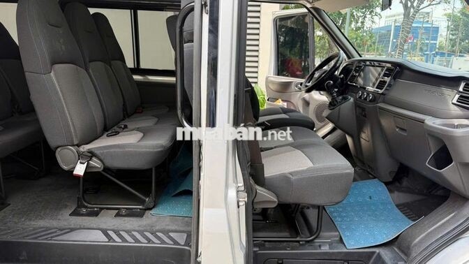 Ford Transit MCA 2022 Bạc 51.100 km