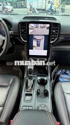 Ford Wildtrak 4x4 2023 Đen 33.500km