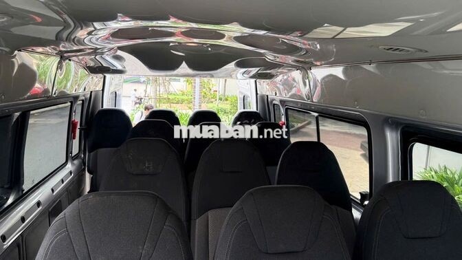 Ford Transit MCA 2022 Bạc 51.100 km