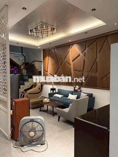 CÔ LÊ BÁN NHÀ TRẦN QUÝ, QUẬN 11 (DT:5,1x14,25). GIÁ: 4Tỷ820. 3LẦU, 4PN
