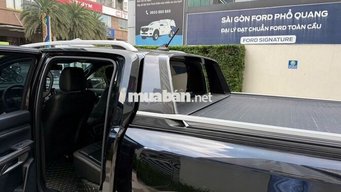 Ford Wildtrak 4x4 2023 Đen 33.500km