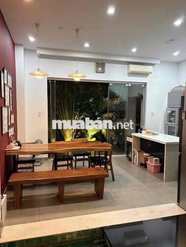 CÔ LÊ BÁN NHÀ TRẦN QUÝ, QUẬN 11 (DT:5,1x14,25). GIÁ: 4Tỷ820. 3LẦU, 4PN