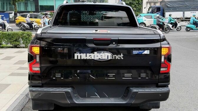 Ford Wildtrak 4x4 2023 Đen 33.500km