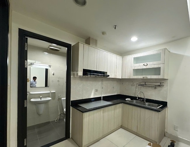 Cho thuê căn hộ 1 phòng ngủ cc Đặng Thành, giá 9 triệu/tháng