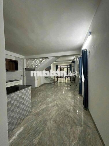 🌼CHO THUÊ NHÀ 3 TẦNG ĐƯỜNG NGUYỄN XÍ, HOÀ MINH.  - Diện tích: 100m2  -
