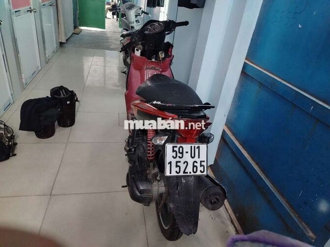 Yamaha Nouvo Đen, trắng, đỏ 132.191 km
