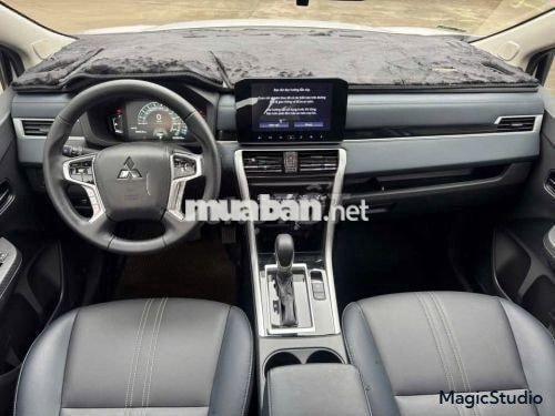 Xe Mitsubishi Xpander Cross 1.5 AT 2024