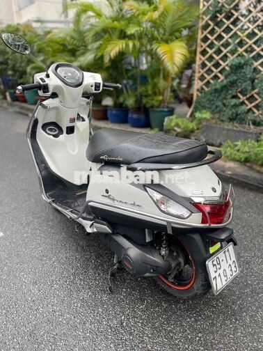 grande 2015 cốp rộng chính chủ kêu bán