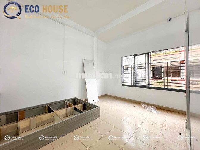 PHÒNG TRỌ STUDIO CỬA SỔ GẦN ĐẠI HỌC VĂN HIẾN