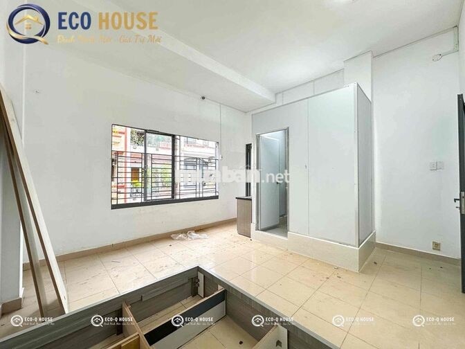 PHÒNG TRỌ STUDIO CỬA SỔ GẦN ĐẠI HỌC VĂN HIẾN