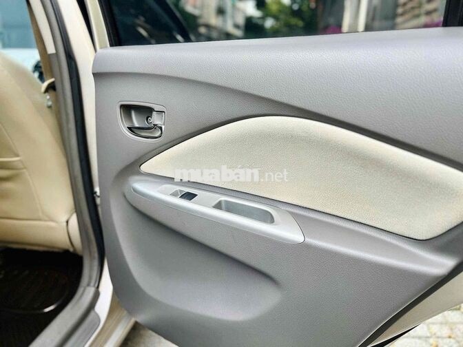 Toyota Vios 1.5 G - 2013