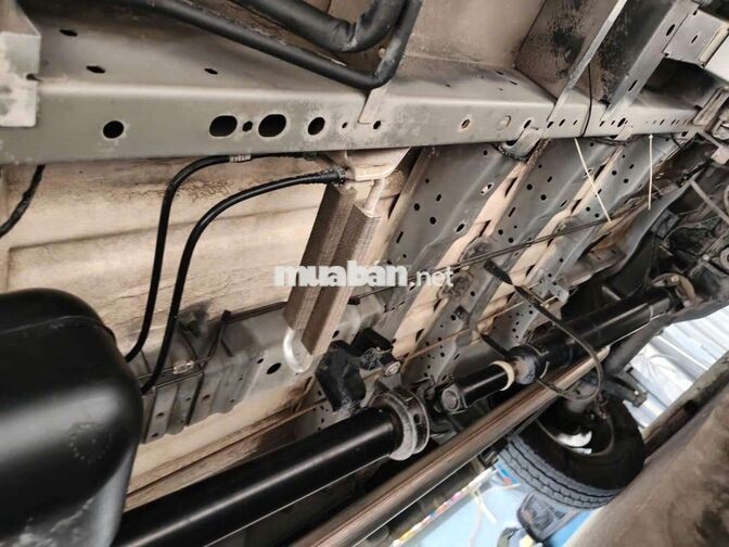 Ford Transit 2020 16 chỗ Ghi vàng