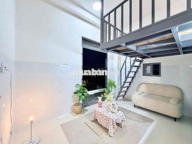 PHÒNG DUPLEX BAN CÔNG MỚI 100% CHO AI THUÊ ĐẦU TIÊN FREE TIỀN NHÀ TH10