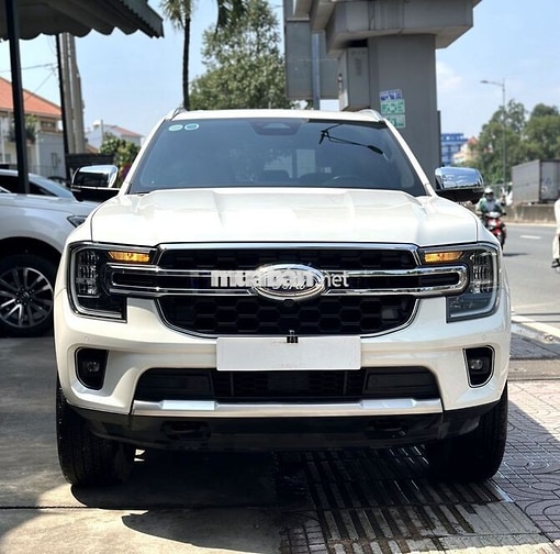 Ford Everest Titanium 2.0L 4x2 AT 2024 - 1 Tỷ 155