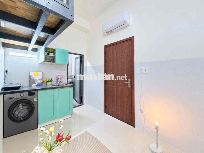 PHÒNG DUPLEX BAN CÔNG MỚI 100% CHO AI THUÊ ĐẦU TIÊN FREE TIỀN NHÀ TH10