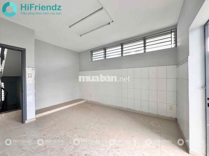 STUDIO BAN CÔNG FULL NỘI THẤT SIÊU THOÁNG SIÊU ĐẸP GIÁP Q5 Q11