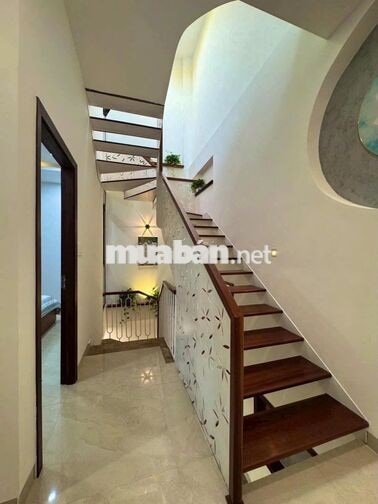 (NHÀ ĐẸP SIÊU MỚI) 1PN CÓ BẾP VÀ BAN CÔNG FULL NỘI THẤT
