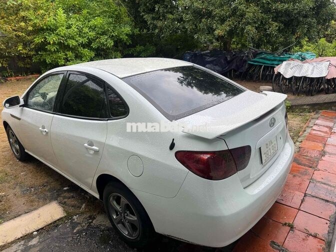Hunhdai elentra vô full option về chỉ việc dùng