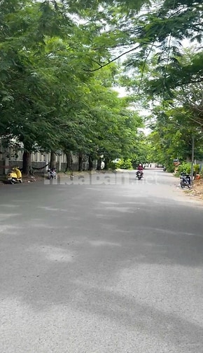 Bán nhà phố Làng Việt Kiều - KDC Phòng phú 13E, Bình Chánh