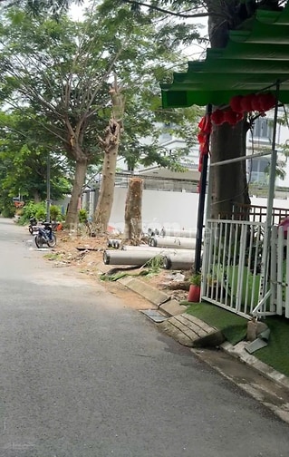 Bán nhà phố Làng Việt Kiều - KDC Phòng phú 13E, Bình Chánh