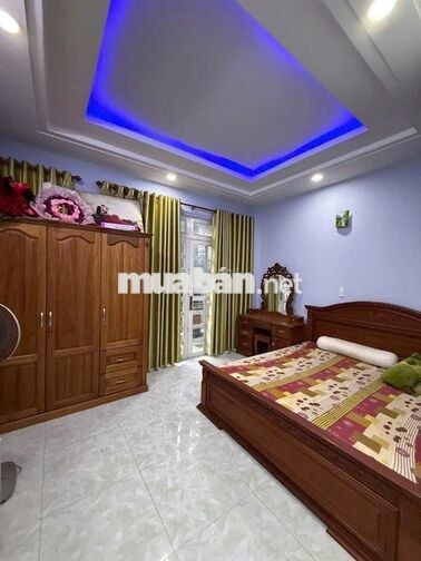 CHO THUÊ NHÀ 3 LẦU MỚI ĐẸP FULL NỘI THẤT HẺM PHƯỜNG TCH QUẬN 12 