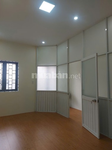Bán nhà đường Trường Sa, Phú Nhuận hơn 60m2 giá chỉ 6,95 tỷ.