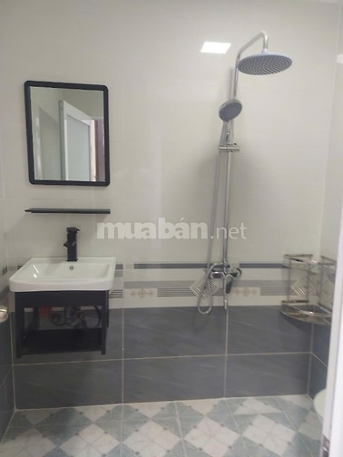 Bán nhà đường Trường Sa, Phú Nhuận hơn 60m2 giá chỉ 6,95 tỷ.