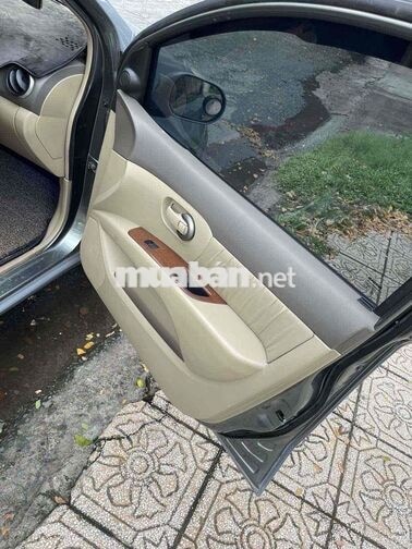 Nissan Livina 2011 Xám Nhật Bản