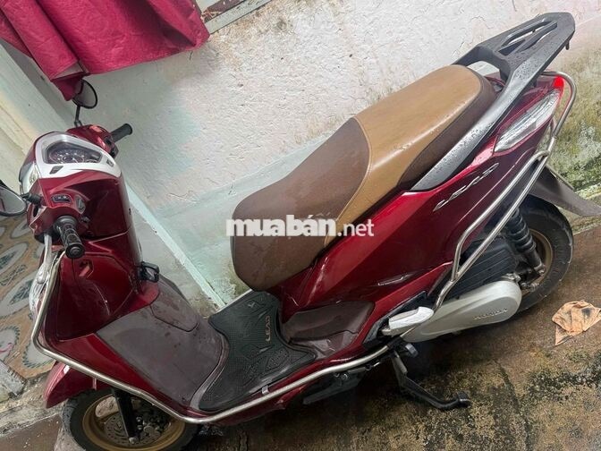 Honda Lead 2011 màu Đỏ
