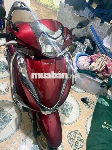 Honda Lead 2011 màu Đỏ