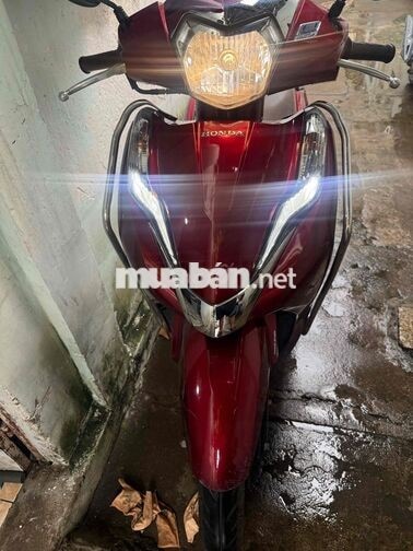Honda Lead 2011 màu Đỏ