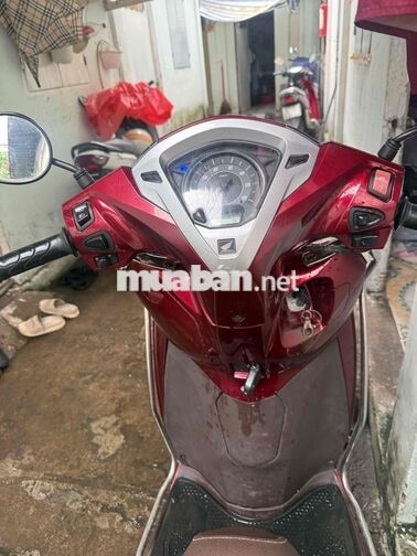 Honda Lead 2011 màu Đỏ