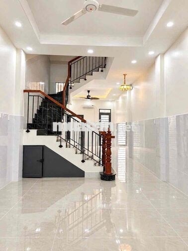 cho thuê nhà mới mặt tiền kinh doanh full nội thất kdc Bình Phú