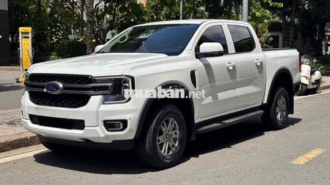 FORD RANGER 2026 XLS AT 8.000KM TRẮNG