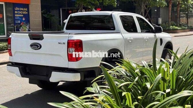 FORD RANGER 2026 XLS AT 8.000KM TRẮNG