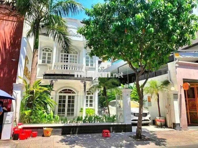 CHO THUÊ BIỆT THỰ PHAN KẾ BÍNH Q1 DT 9X25M, 1 TRỆT 1 LẦU GIÁ 105TR