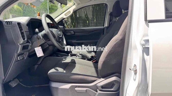 FORD RANGER 2026 XLS AT 8.000KM TRẮNG