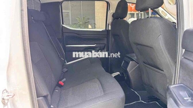 FORD RANGER 2026 XLS AT 8.000KM TRẮNG