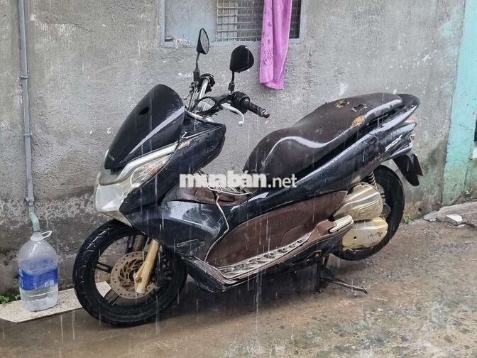 Honda PCX xấu, máy êm