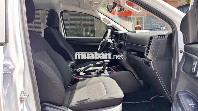 FORD RANGER 2026 XLS AT 8.000KM TRẮNG