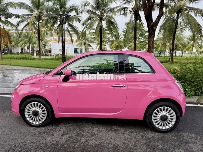 Fiat 500 Xe cực Đẹp luôn đó ạ..