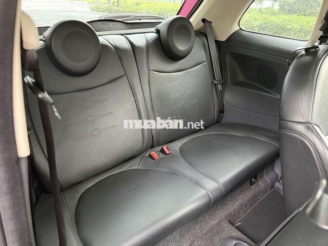 Fiat 500 Xe cực Đẹp luôn đó ạ..