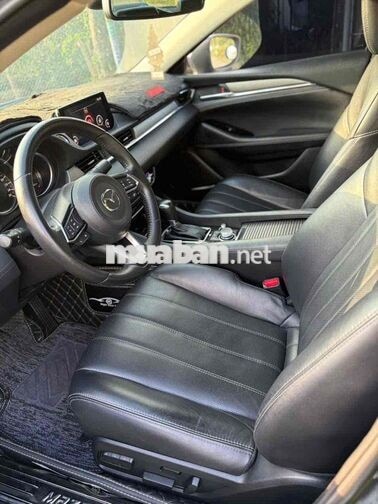 Mazda 6 Xanh đen Tự động Xăng