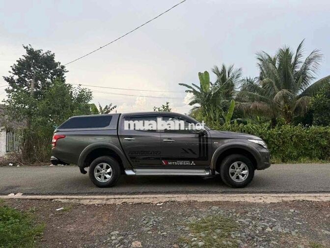 Mitsubishi Triton 2017 Số tự động Máy dầu Nâu