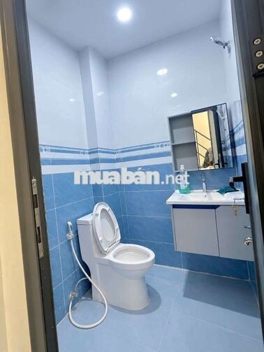 NHÀ NHỎ XINH CÁCH QL13 50M - CÁCH NGÃ TƯ BÌNH PHƯỚC 400M - HOÀN CÔNG