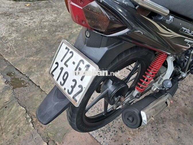 Taurus yamaha..êm ru..bs 72G1