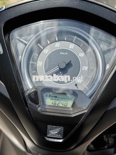 Honda Lead 2024 Đặc biệt 16240 km Đen nhám